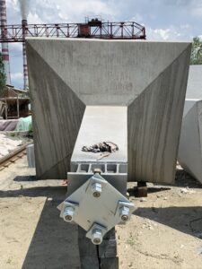 Ф 4-АМ